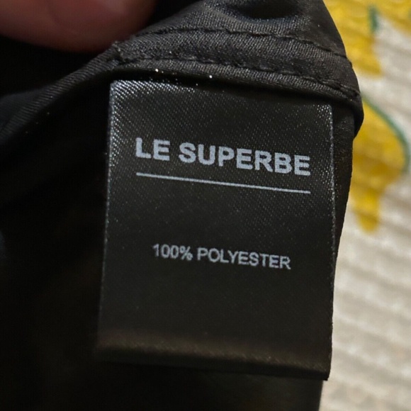 Le Superbe Metallic Sunset Tower Tuck Cropped Blouse Gold Size 6 - Picture 15 of 16